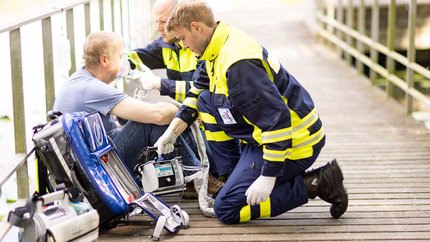 RESCUE-PACK Plus: The New Companion for any Emergency Situation Two paramedics use Rescue Pack Plus